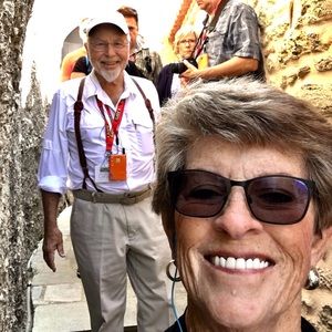 Meet your Posher, Joann